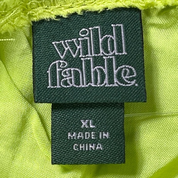 Wild Fable size Xl lime green Puff Short Sleeve Sweetheart Neck Tiny Top NWT - Picture 12 of 12